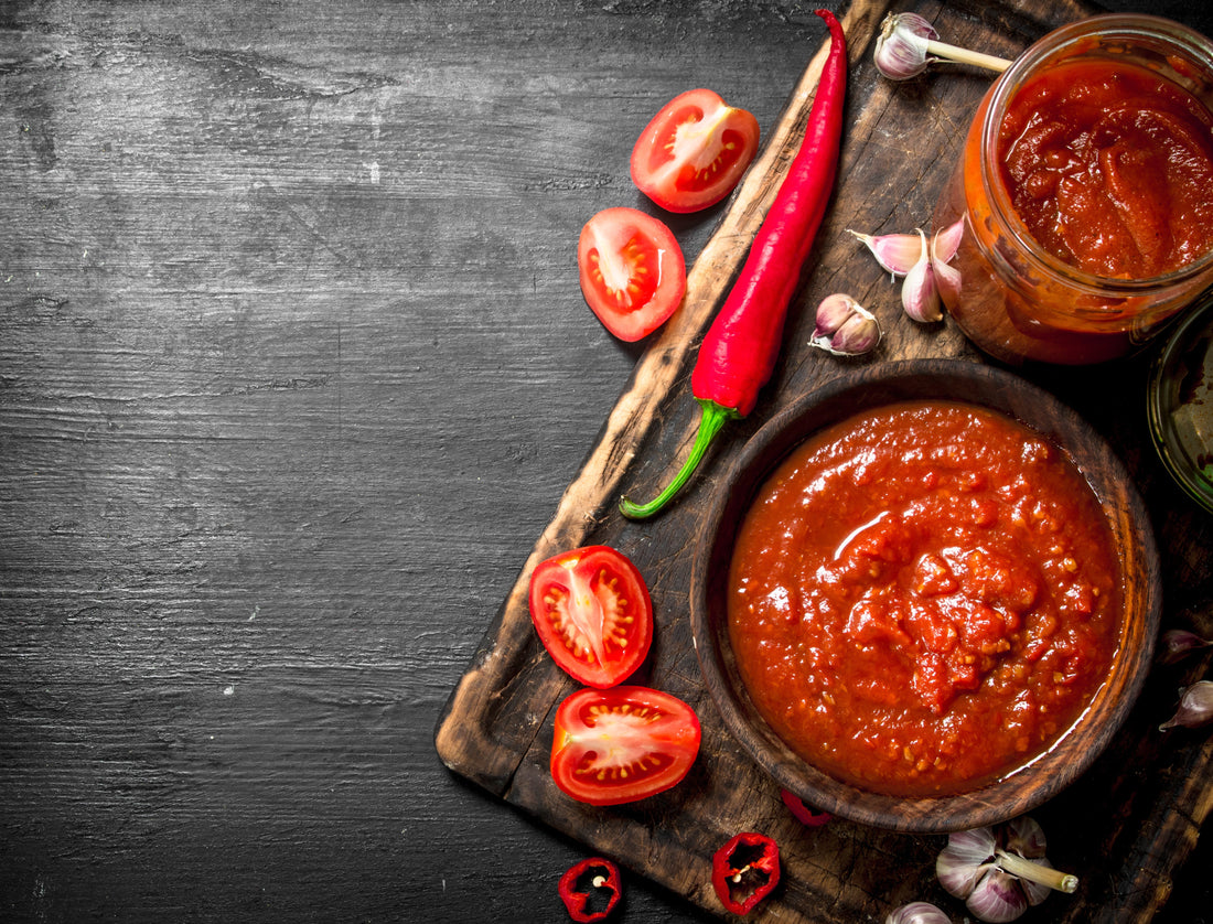 Pizza with spicy hot sauce drizzle
